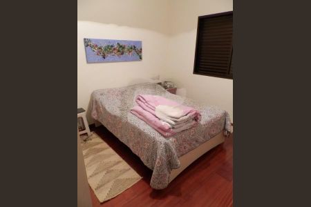 Casa à venda com 140m², 2 quartos e 4 vagas