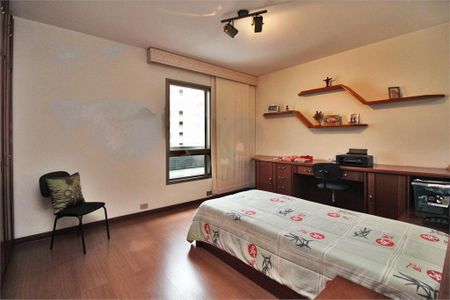 Apartamento à venda com 286m², 4 quartos e 3 vagas