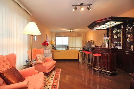 Apartamento à venda com 286m², 4 quartos e 3 vagas