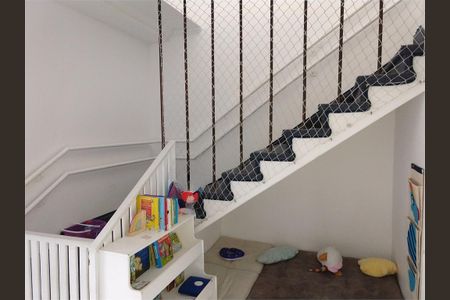 Casa à venda com 237m², 3 quartos e 3 vagas