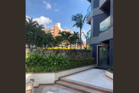 Apartamento à venda com 227m², 4 quartos e 3 vagas