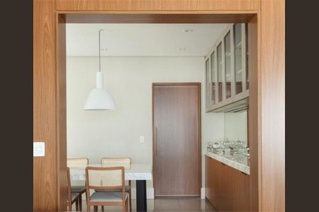 Apartamento à venda com 227m², 4 quartos e 3 vagas
