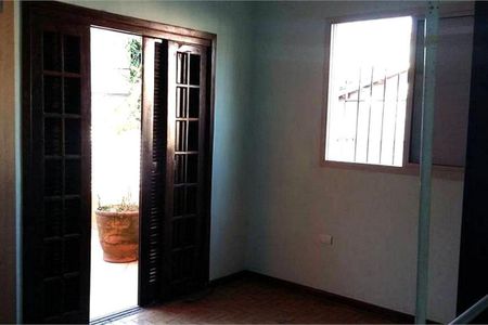 Casa à venda com 3 quartos, 101m² em Planalto Paulista, São Paulo