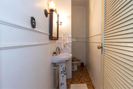 Casa de condomínio à venda com 130m², 3 quartos e 2 vagas