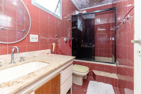 Casa à venda com 135m², 3 quartos e 2 vagas