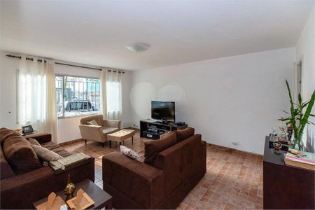 Casa à venda com 135m², 3 quartos e 2 vagas