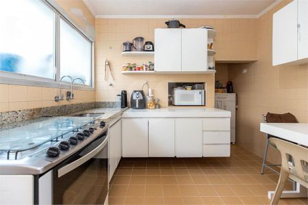 Casa à venda com 135m², 3 quartos e 2 vagas