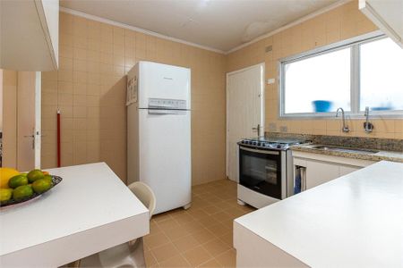 Casa à venda com 135m², 3 quartos e 2 vagas