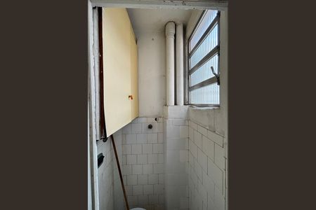Apartamento à venda com 40m², 1 quarto e sem vaga Apartamento à venda com 40m², 1 quarto e sem vagaÁrea de serviço - banheiro