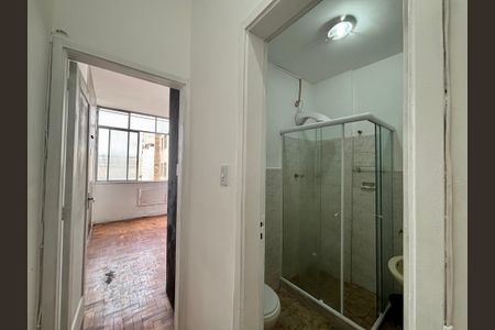 Apartamento à venda com 40m², 1 quarto e sem vaga Apartamento à venda com 40m², 1 quarto e sem vagaBanheiro social
