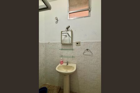 Apartamento à venda com 40m², 1 quarto e sem vaga Apartamento à venda com 40m², 1 quarto e sem vagaBanheiro social