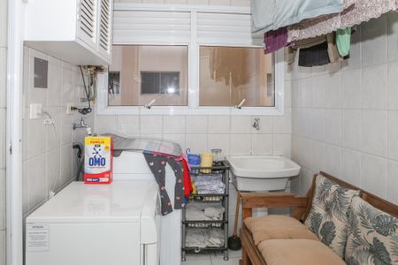 Apartamento à venda com 110m², 3 quartos e 2 vagas Apartamento à venda com 110m², 3 quartos e 2 vagasÁrea de Serviço