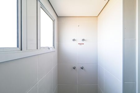 Apartamento à venda com 79m², 3 quartos e 1 vaga Apartamento à venda com 79m², 3 quartos e 1 vagaSuíte - Banheiro