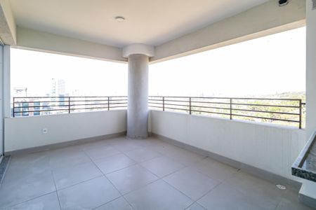 Apartamento à venda com 79m², 3 quartos e 1 vaga Apartamento à venda com 79m², 3 quartos e 1 vagaVaranda