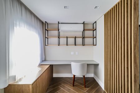 Apartamento à venda com 79m², 2 quartos e 1 vaga Apartamento à venda com 79m², 2 quartos e 1 vagaEscritório