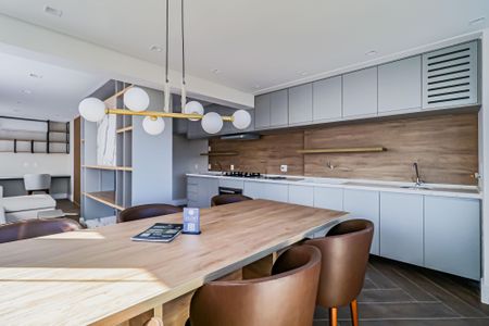 Apartamento à venda com 79m², 2 quartos e 1 vaga Apartamento à venda com 79m², 2 quartos e 1 vagaSala