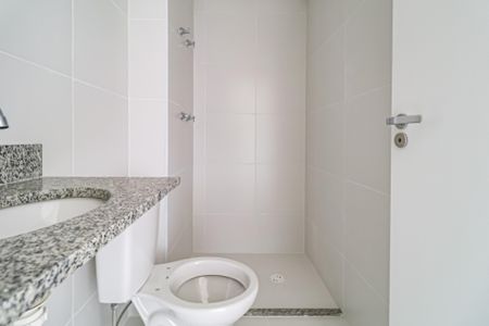 Apartamento à venda com 79m², 3 quartos e 1 vaga Apartamento à venda com 79m², 3 quartos e 1 vagaBanheiro Social