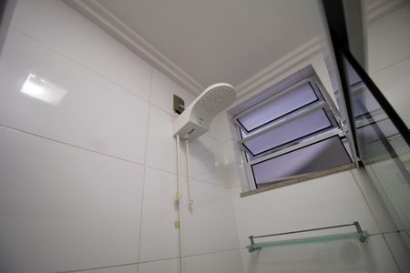 Apartamento à venda com 68m², 2 quartos e sem vagaBanheiro da Suíte