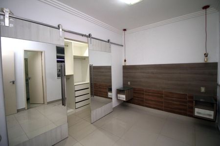 Apartamento à venda com 68m², 2 quartos e sem vaga Suíte