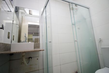 Apartamento à venda com 68m², 2 quartos e sem vagaBanheiro