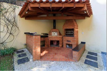 Casa de condomínio à venda com 250m², 4 quartos e 5 vagas Casa de condomínio à venda com 250m², 4 quartos e 5 vagasÁrea Externa