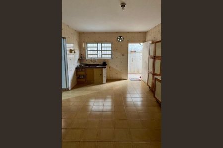 Foto 02 de casa à venda com 4 quartos, 120m² em Vila Ema, São Paulo