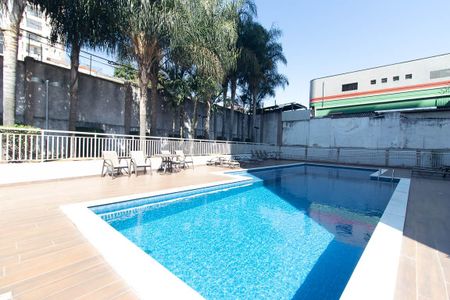 Apartamento à venda com 48m², 2 quartos e 2 vagas Apartamento à venda com 48m², 2 quartos e 2 vagasÁrea comum - Piscina