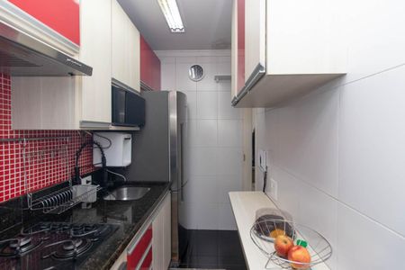 Apartamento à venda com 48m², 2 quartos e 2 vagas Apartamento à venda com 48m², 2 quartos e 2 vagasCozinha e Área de Serviço