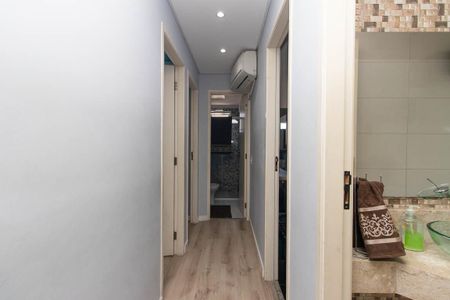 Apartamento à venda com 48m², 2 quartos e 2 vagas Apartamento à venda com 48m², 2 quartos e 2 vagasCorredor dos Quartos