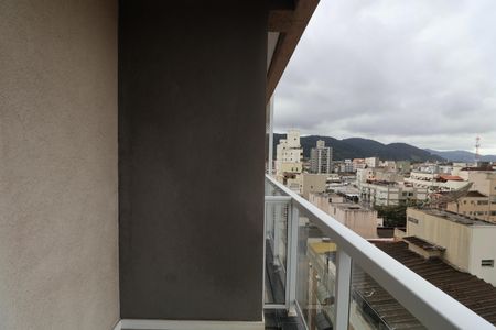 Apartamento para alugar com 135m², 3 quartos e 2 vagasVaranda