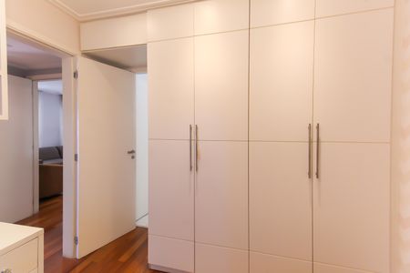 Apartamento à venda com 146m², 3 quartos e 2 vagasSuíte