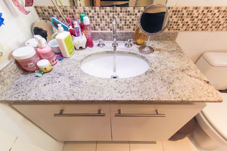 Apartamento à venda com 146m², 3 quartos e 2 vagasBanheiro da Suíte 1