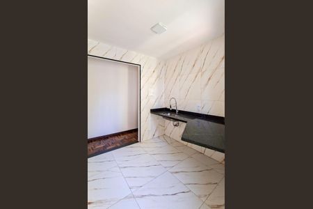 Apartamento para alugar com 80m², 2 quartos e 1 vaga Apartamento para alugar com 80m², 2 quartos e 1 vagaCozinha