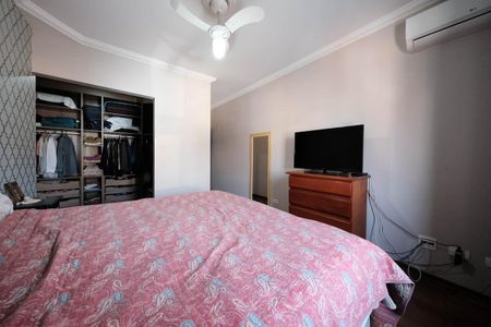 Casa à venda com 275m², 3 quartos e 6 vagasSuíte