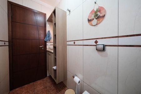 Casa à venda com 275m², 3 quartos e 6 vagasLavabo 1