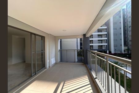 Apartamento à venda com 132m², 4 quartos e 2 vagas Apartamento à venda com 132m², 4 quartos e 2 vagasVaranda da Sala
