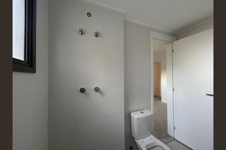 Apartamento à venda com 132m², 4 quartos e 2 vagas Apartamento à venda com 132m², 4 quartos e 2 vagasBanheiro da Suíte 2