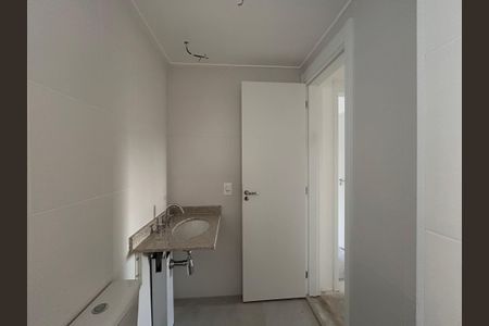 Apartamento à venda com 132m², 4 quartos e 2 vagas Apartamento à venda com 132m², 4 quartos e 2 vagasBanheiro 1