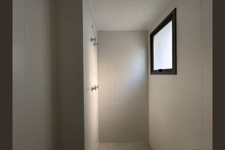 Apartamento à venda com 132m², 4 quartos e 2 vagas Apartamento à venda com 132m², 4 quartos e 2 vagasBanheiro 1