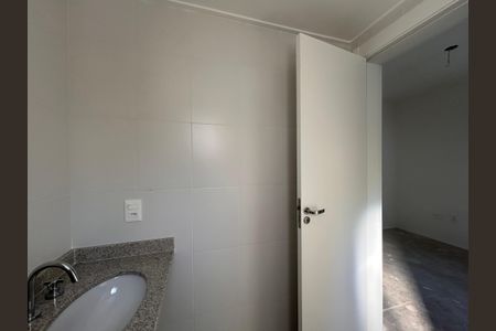 Apartamento à venda com 132m², 4 quartos e 2 vagas Apartamento à venda com 132m², 4 quartos e 2 vagasBanheiro da Suíte 1