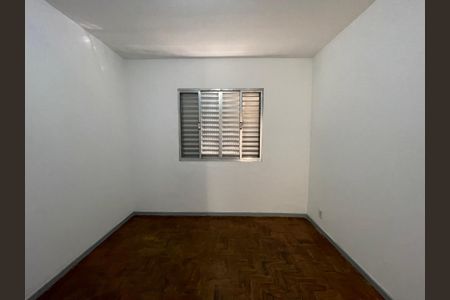 Casa à venda com 330m², 5 quartos e 6 vagas Casa à venda com 330m², 5 quartos e 6 vagasQuarto 3