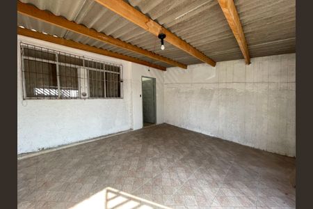 Casa à venda com 330m², 5 quartos e 6 vagas Casa à venda com 330m², 5 quartos e 6 vagasGaragem