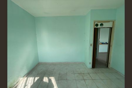 Casa à venda com 330m², 5 quartos e 6 vagas Casa à venda com 330m², 5 quartos e 6 vagasQuarto 5