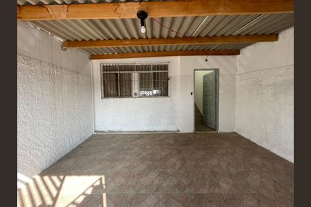 Casa à venda com 330m², 5 quartos e 6 vagas Casa à venda com 330m², 5 quartos e 6 vagasGaragem
