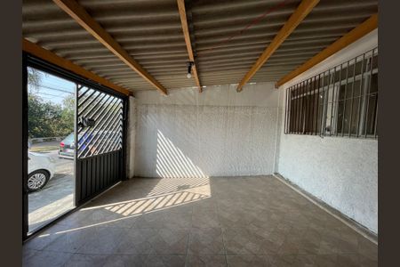 Casa à venda com 330m², 5 quartos e 6 vagas Casa à venda com 330m², 5 quartos e 6 vagasGaragem