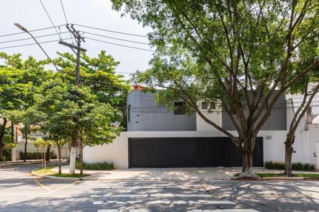 Casa à venda com 375m², 4 quartos e 3 vagas Casa à venda com 375m², 4 quartos e 3 vagasFoto 12