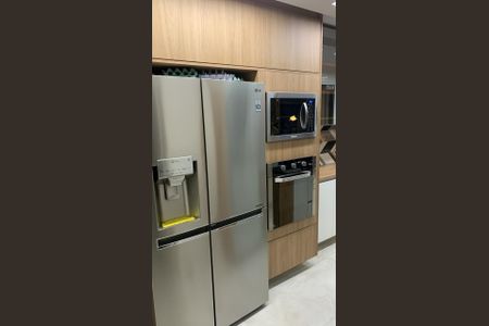 Apartamento para alugar com 119m², 3 quartos e 3 vagas