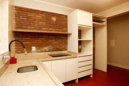 Casa para alugar com 50m², 2 quartos e 1 vagaCozinha + Área de Serviço