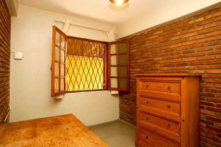 Casa para alugar com 50m², 2 quartos e 1 vagaQuarto 