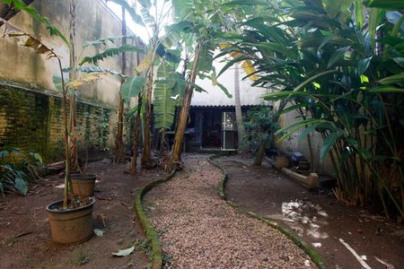 Casa para alugar com 50m², 2 quartos e 1 vagaPátio